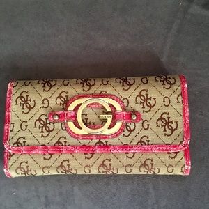 Guess Wallet